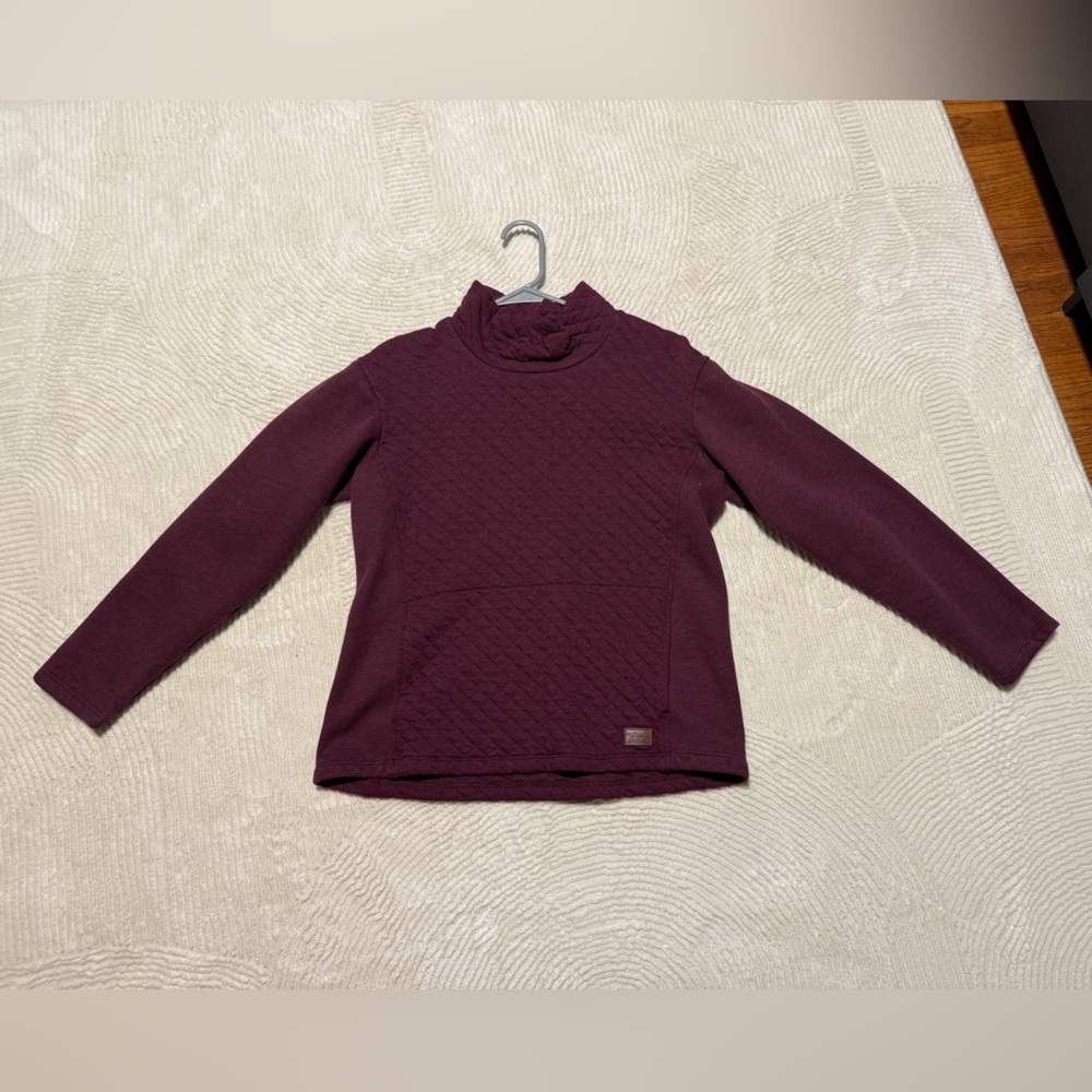 L.L Bean Burgundy Quilted Long Sleeve Top